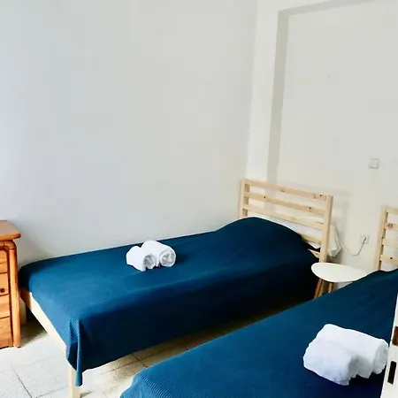 Julia's Seaside Apartment, Leivadakia