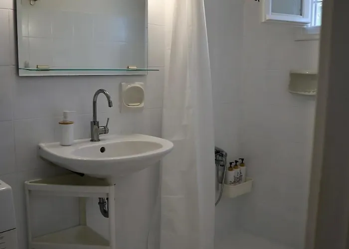 Julia's Seaside Apartment, Leivadakia Prázdninový dům