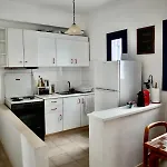 Julia's Seaside Apartment, Leivadakia Serifos Town