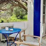 Julia's Seaside Apartment, Leivadakia Semesterbostad