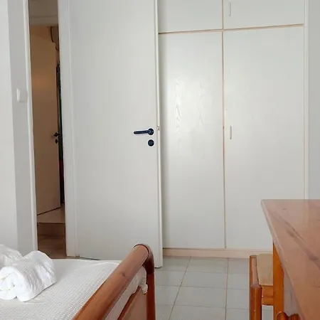 Julia's Seaside Apartment, Leivadakia Semesterbostad