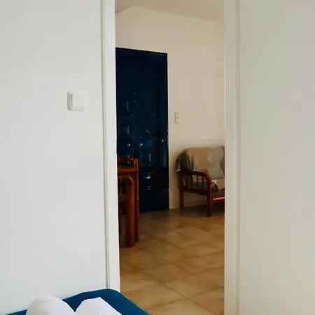 Julia's Seaside Apartment, Leivadakia Semesterbostad Serifos Town
