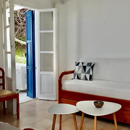 Casa vacanze Julia's Seaside Apartment, Leivadakia Serifos Town