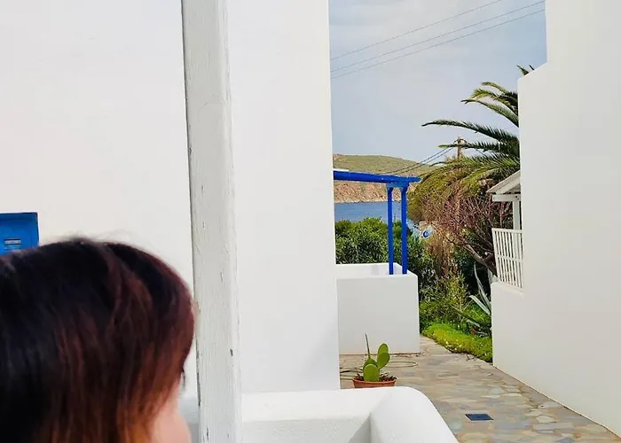 Julia's Seaside Apartment, Leivadakia *