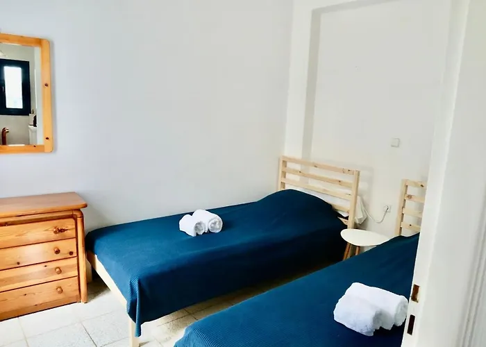 Julia's Seaside Apartment, Leivadakia